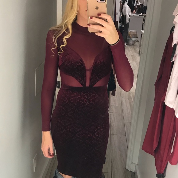 Dresses & Skirts - Long sleeve burgundy dress